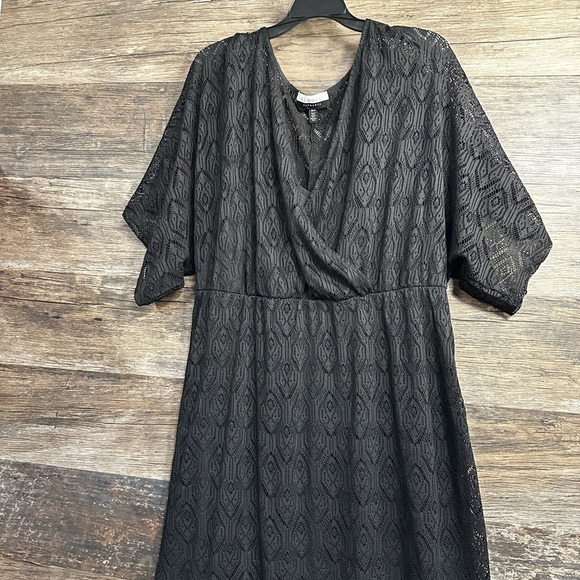 Eloquii Black Cowl Neck Maxi Sun Dress with Dolman Sleeves - Picture 2 of 11